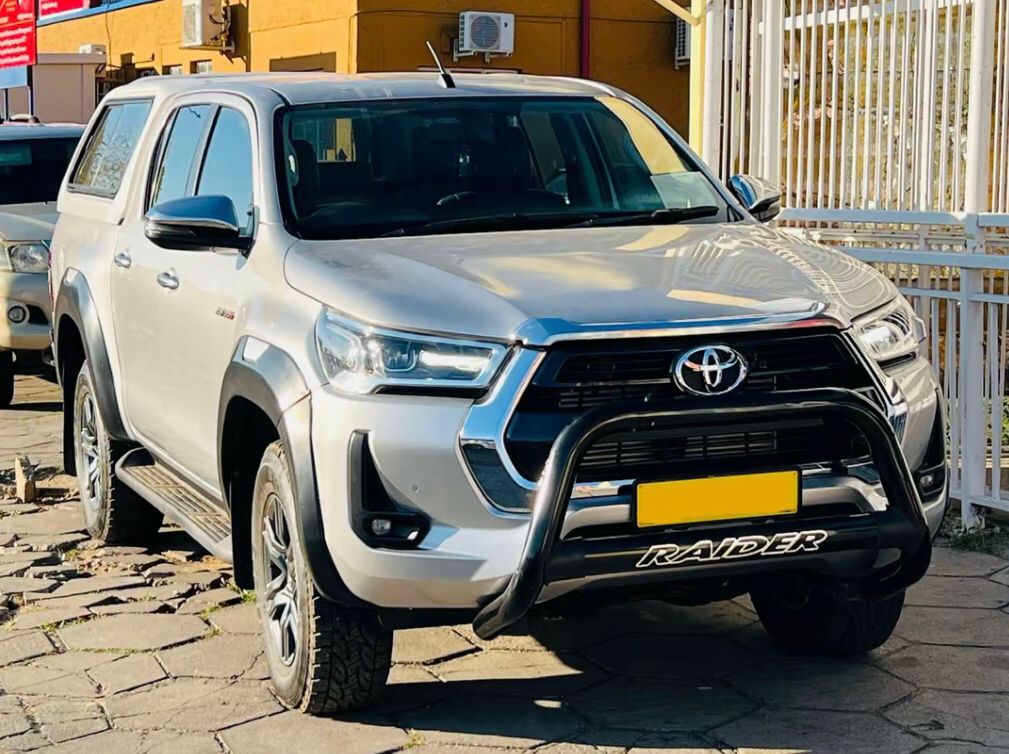 4x4 Toyota Hilux (Double Cab)